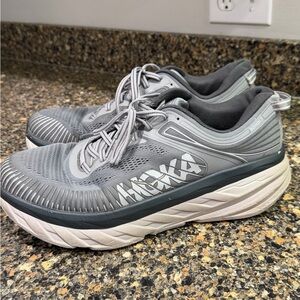 Hoka Gray Athletic Running Shoes men’s Bondi 7 size 11